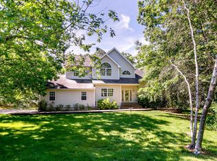 6 Islander Ct, Miller Place, NY 11764