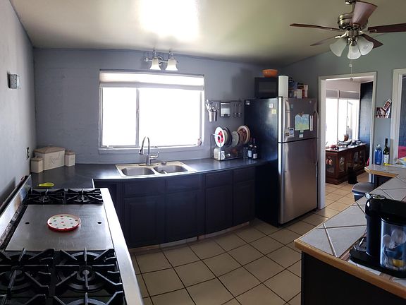 5th image of 616 W Webb Dr