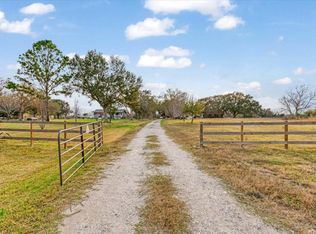 1414 County Road 130, Pearland, TX 77581