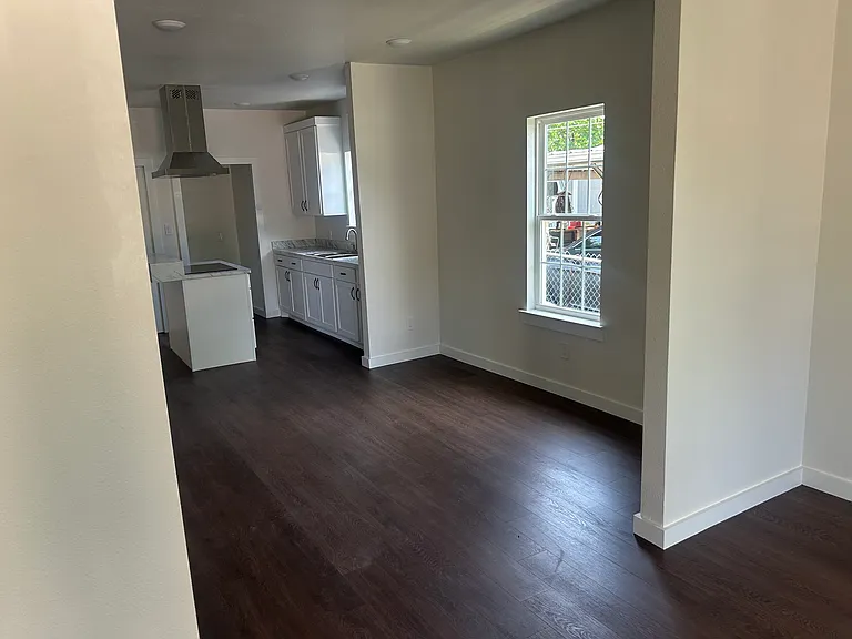 2315 Pearl Ave — Photo 11