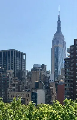 Rented by Bank Neary | media 12