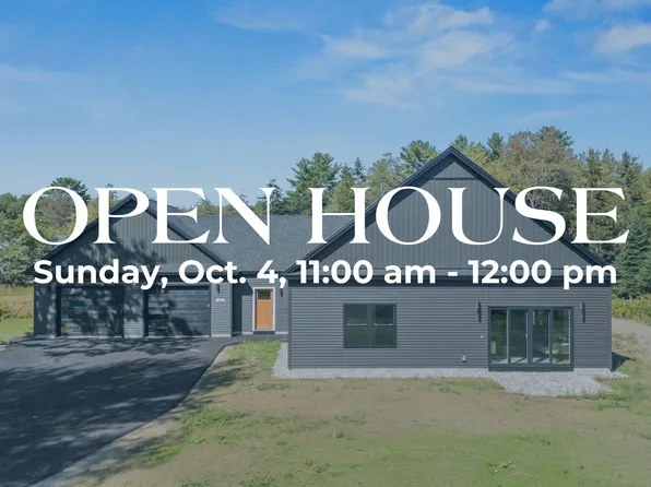 40 Smiling Acres Drive, Freeport, ME 04032
