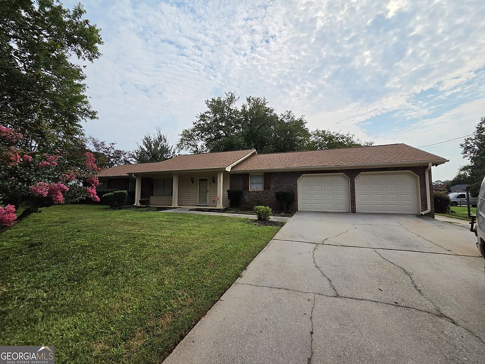 1st image of 3560 Sandhill Dr SE