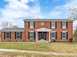 304 Shady Meadows Dr, Ballwin, MO