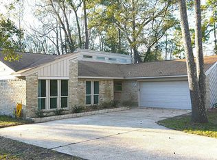 2234 Whispering Pines St, New Caney, TX 77357