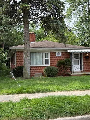 1000 Woodlawn Ave Photo 1