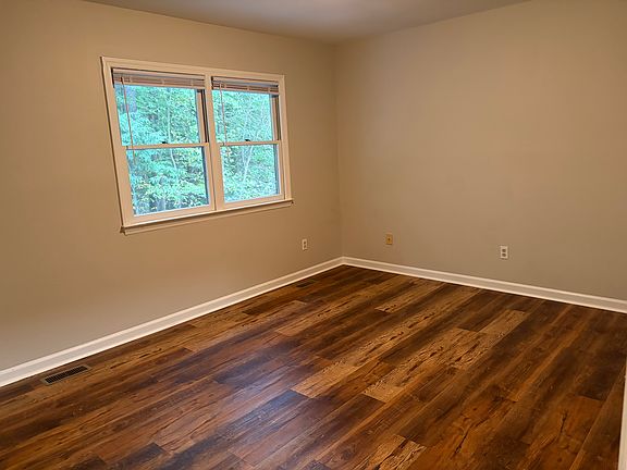3rd image of 4611 Byrd Rd #A