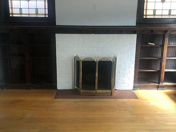 2nd image of 5459 S Cornell Ave APT 3F