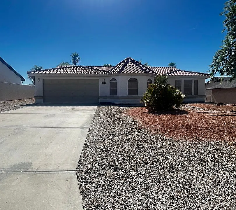 210 White Oak Dr