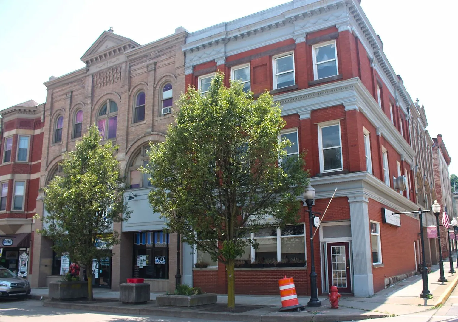 Fifth Street Place — Photo 3