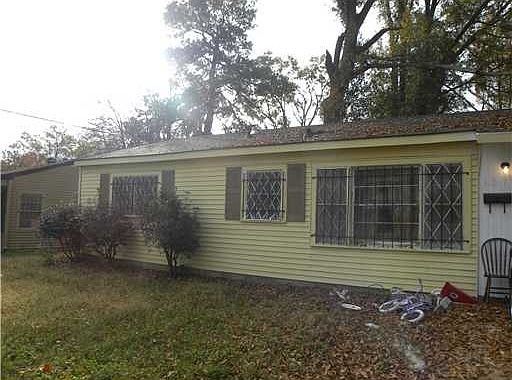 1st image of 3319 Clarke Blvd