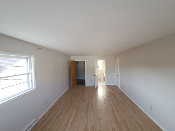 63 N 10th St HOUSE 1