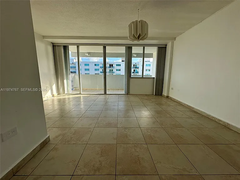 7545 E Treasure Dr #9I — Photo 3