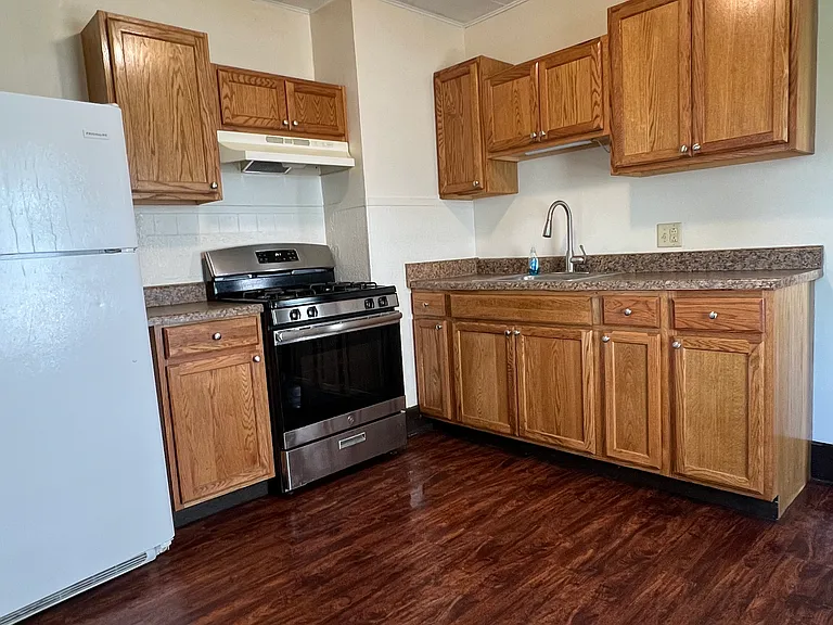 127 South St #1 — Photo 1