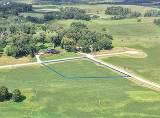 6 Copper Wing Ln, Viroqua, WI 54665