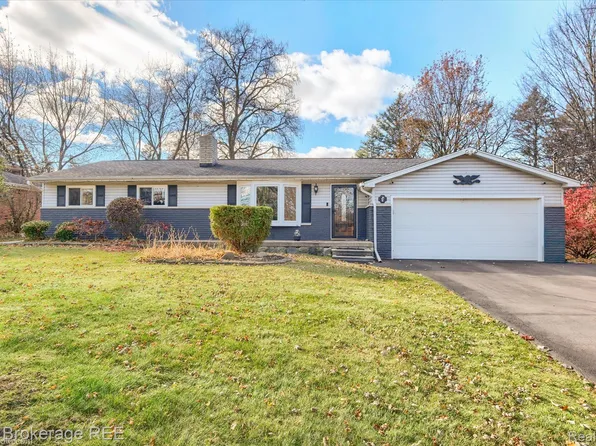 2468 Ketzler Dr, Flint, MI 48507