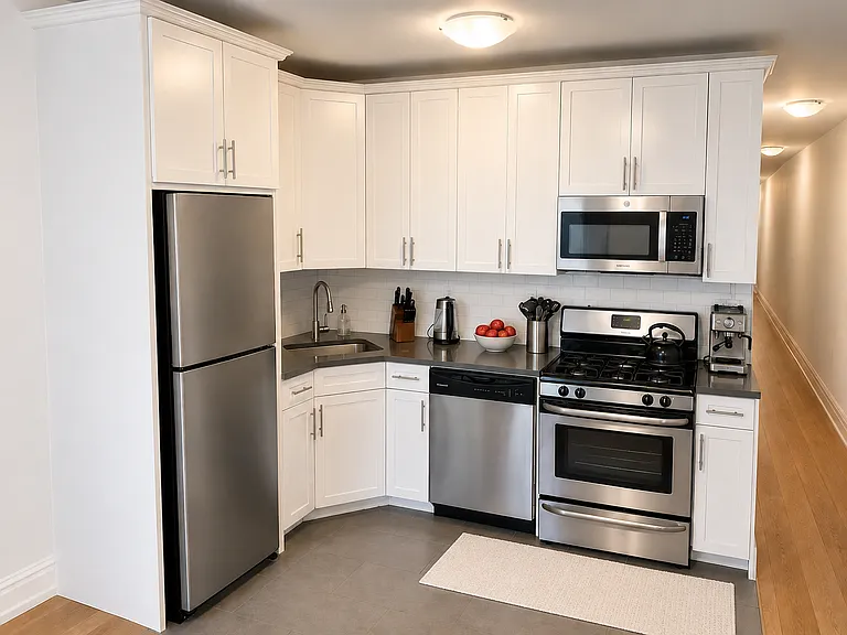 225 Central Park N #35 — Photo 4