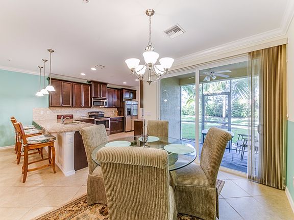3rd image of 23590 Alamanda Dr Unit 102