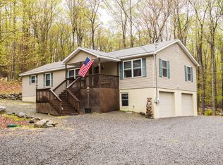 103 Norton Dr, Gouldsboro, PA 18424