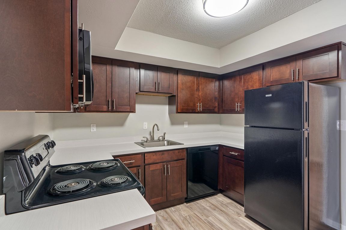 Lauren_Barth_ultimaterealestatemedia007