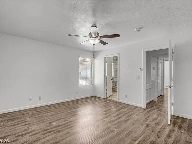 3557 Sedwick Dr — Photo 25