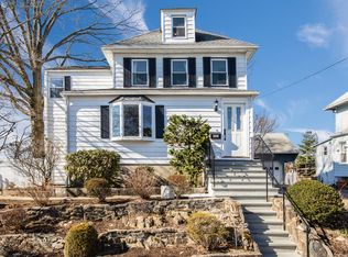 306 4th St, Mamaroneck, NY 10543