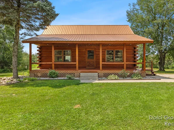 5733 170th Ave, Stanwood, MI 49346