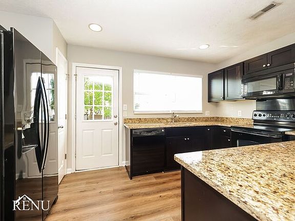 4th image of 5515 Escalade Dr