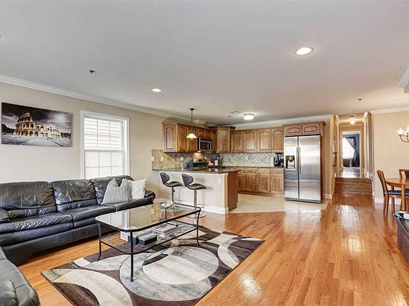 2nd image of 6714 Adams St #A