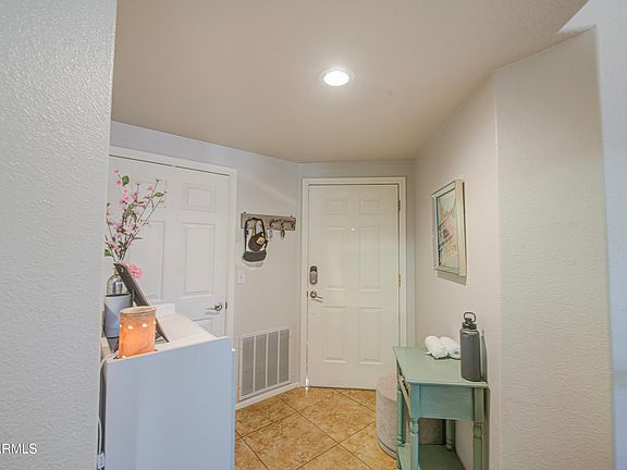 4th image of 10030 W INDIAN SCHOOL Road #269