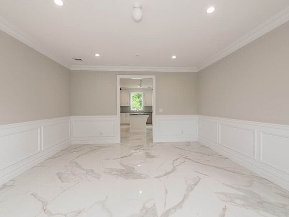 5th image of 288 Harold Ave