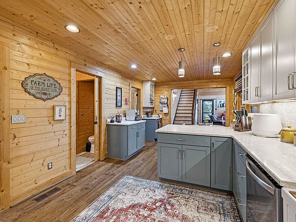 27th image of 2846 Fuller Hollow Rd