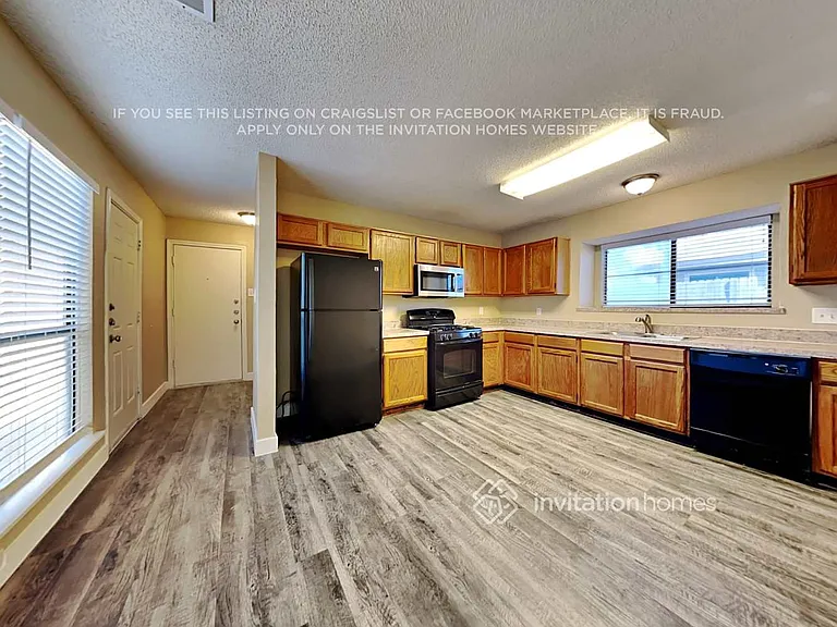 7301 Seascape Dr — Photo 8