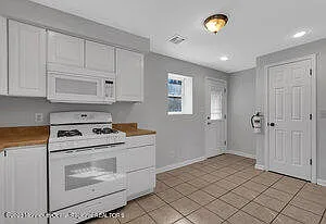 1429 Lakewood Rd — Photo 17