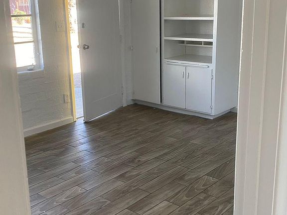 3rd image of 502 W Highland Ave