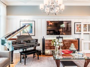 520 NE Wavecrest Way, Boca Raton, FL 33432