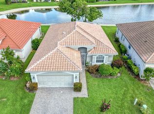 13041 Lake Meadow Dr, Fort Myers, FL 33913