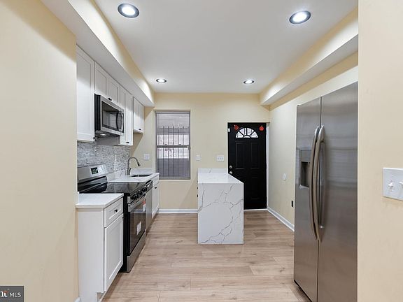 5th image of 307 S Smallwood St