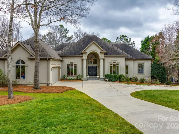 15615 McCullers Ct, Charlotte, NC 28277