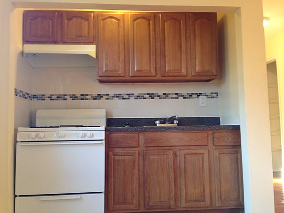 5th image of 5 Rhode Island Ave APT 2C