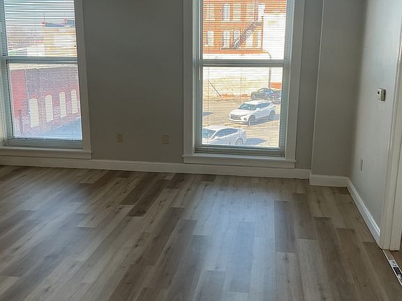 4th image of 406 Howard St #850f15fa3