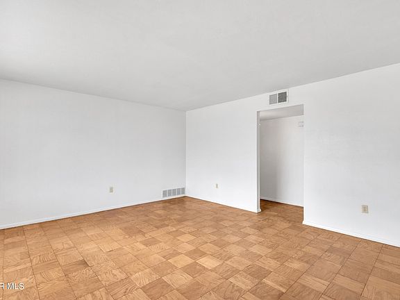 5th image of 3227 Harrison Ave