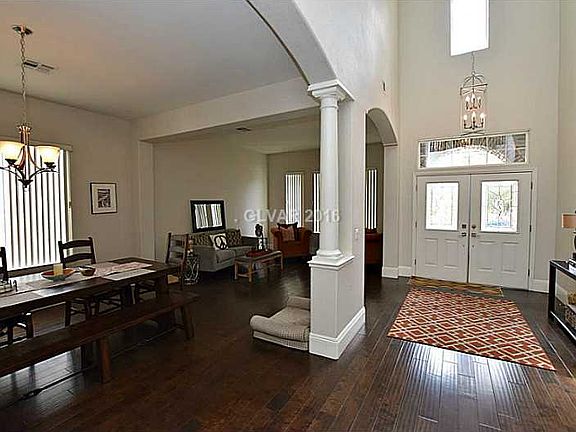 4th image of 268 Dark Forest Ave