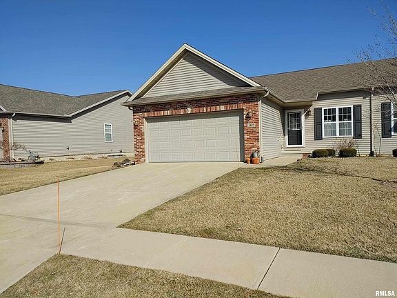 2nd image of 1405 Calvin Dr