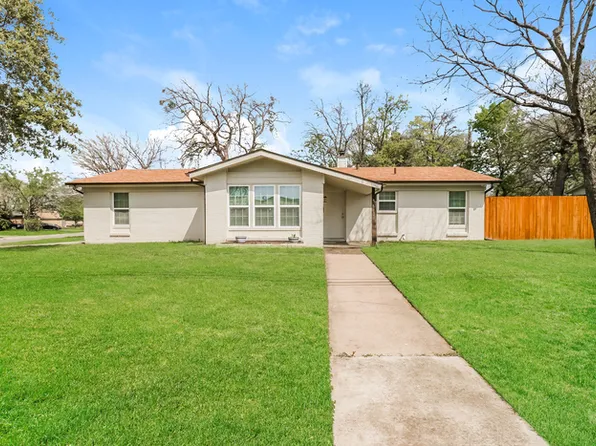 5601 Oak Grove Rd, Fort Worth, TX 76134