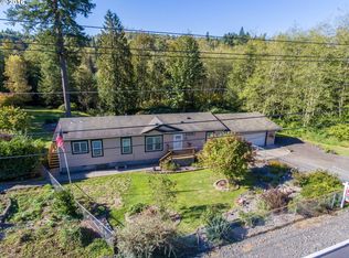 515 Hazel Dell Rd, Castle Rock, WA 98611