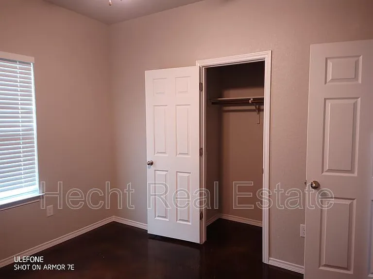 1144 Stanley Rd — Photo 12