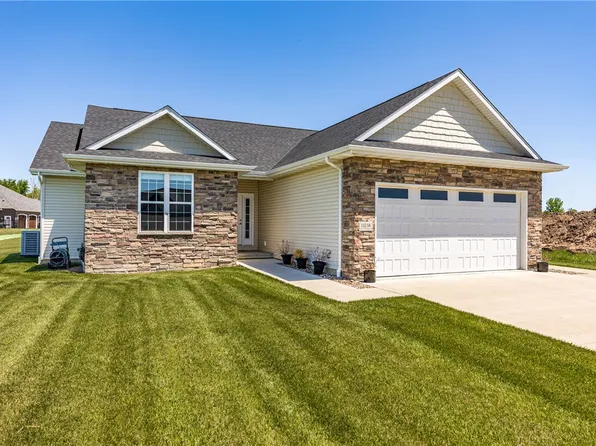 13238 Augusta National Dr, Effingham, IL 62401