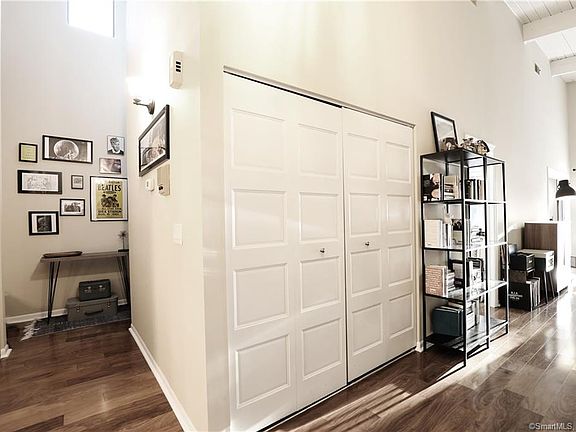 3rd image of 44 Gillies Ln #44