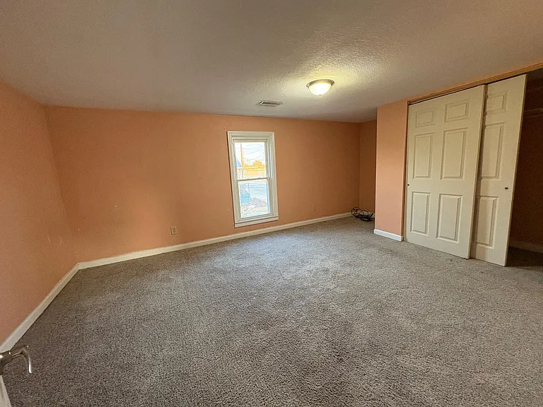 2243 Consaul St — Photo 9